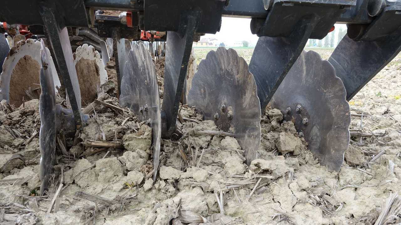 Kuhn Performer 5000