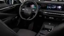 DS N°4 2025, interior y maletero