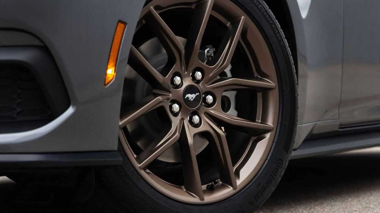 Ford Mustang (2023)