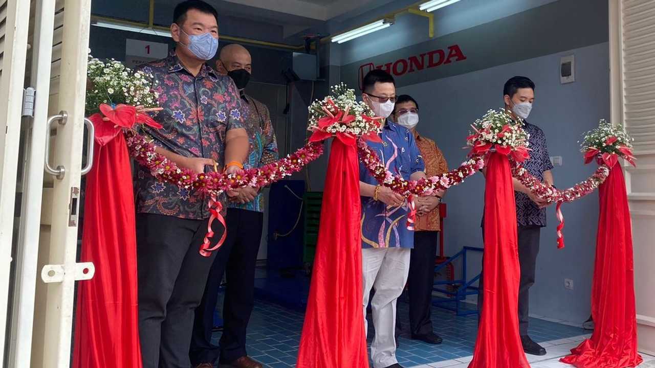 Peresmian Honda KMG Manado di Tomohon