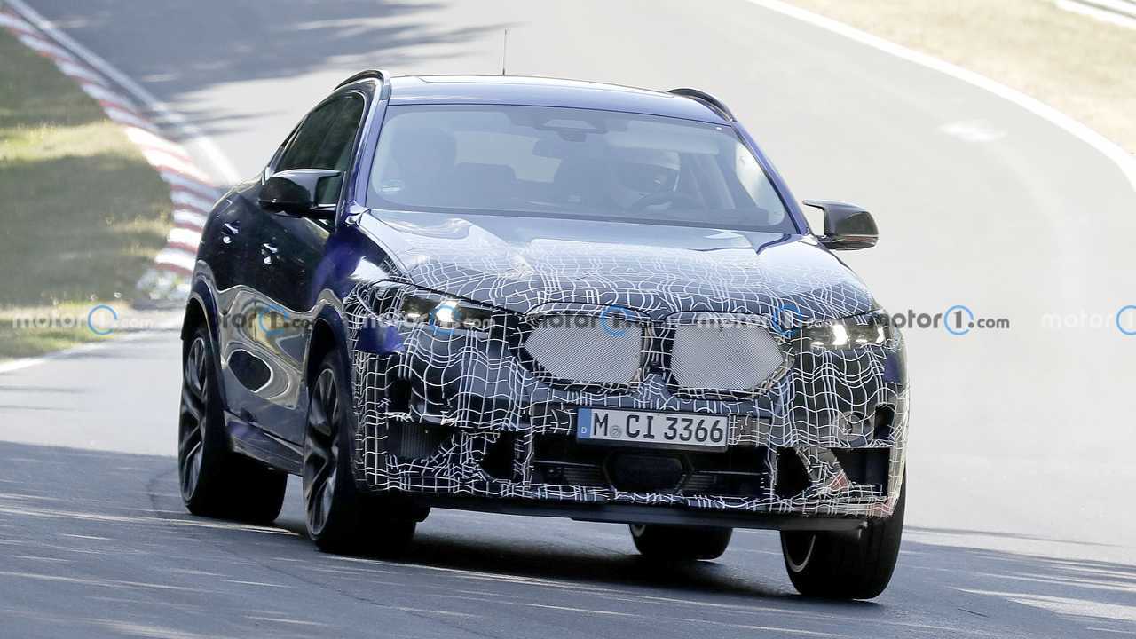 BMW X6 M restyling, le foto spia