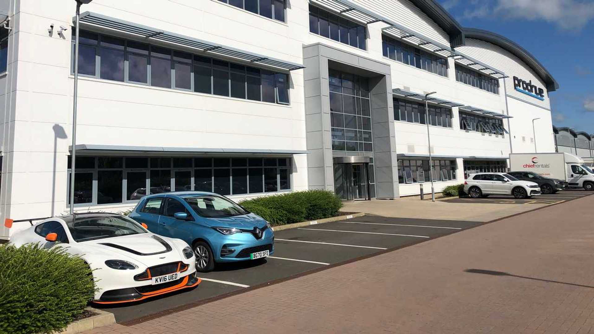 Una visita a Prodrive la “fábrica de campeones”