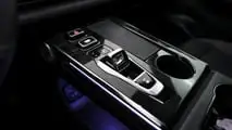 Teste GAC GS4 Elite (BR) carregador por indução sobe e desce eletricamente