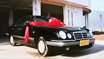 O Geely número 1 - Mercedes de fibra com mecânica FAW Hongqi Audi 100