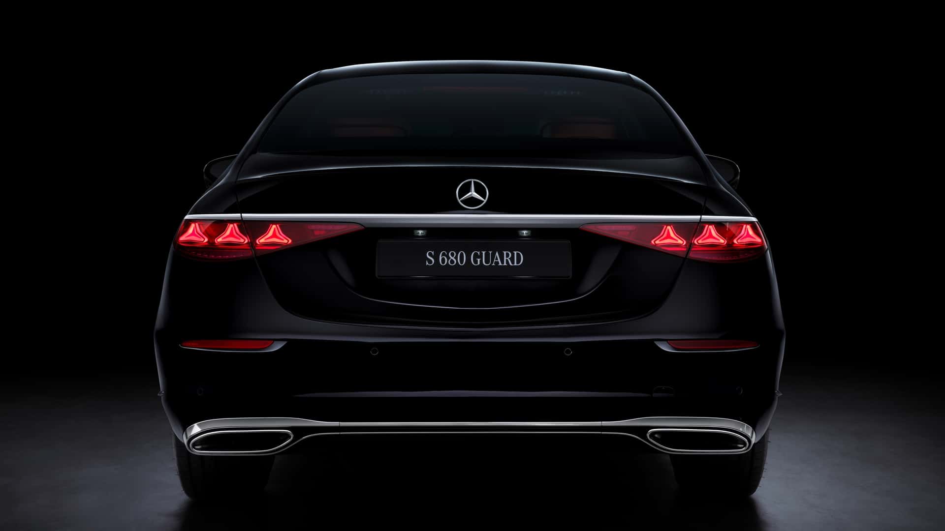 https://cdn.motor1.com/images/mgl/9mpMQX/s1/2027-mercedes-s-class-s680-guard.jpg