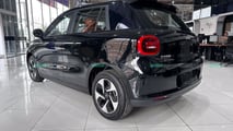 JAC e-JS3 na concessionária