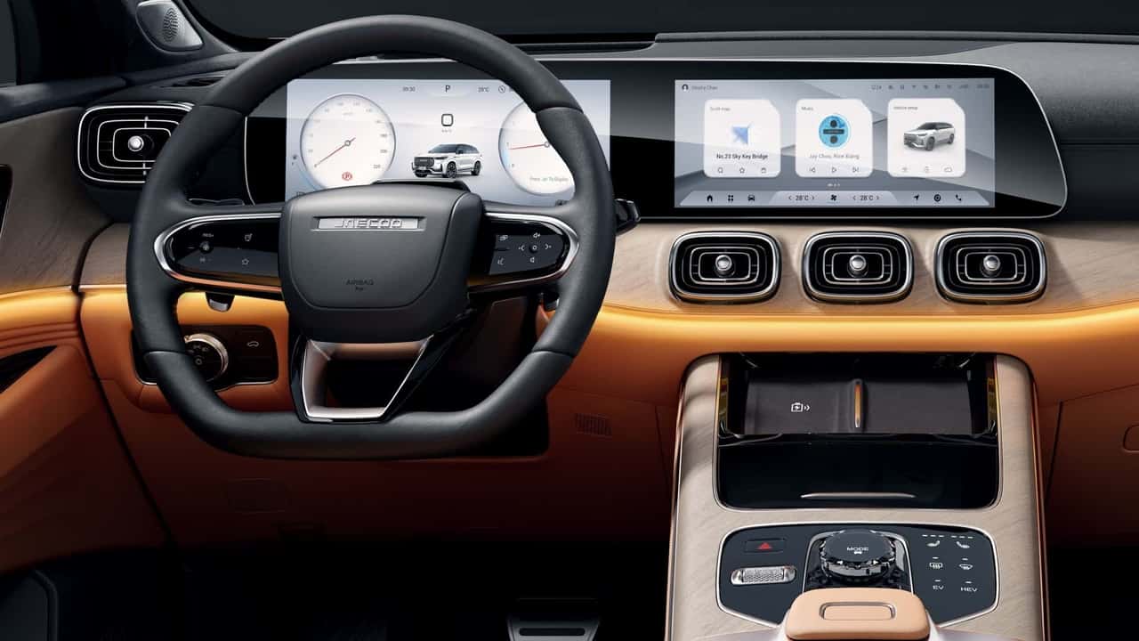Jaecoo 8, interni e bagagliaio del mega SUV cinese
