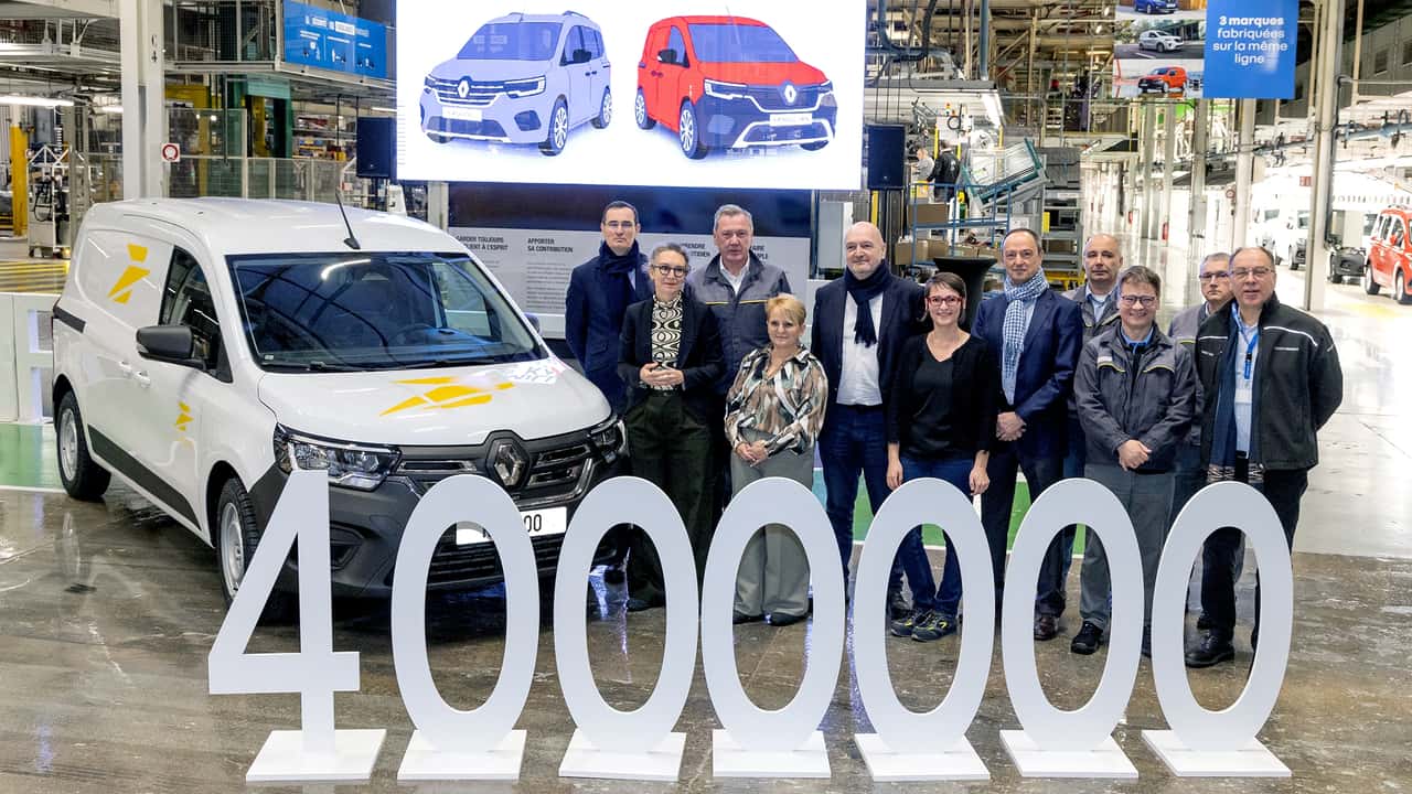 Renault consegna a La Poste il Kangoo numero 4 milioni