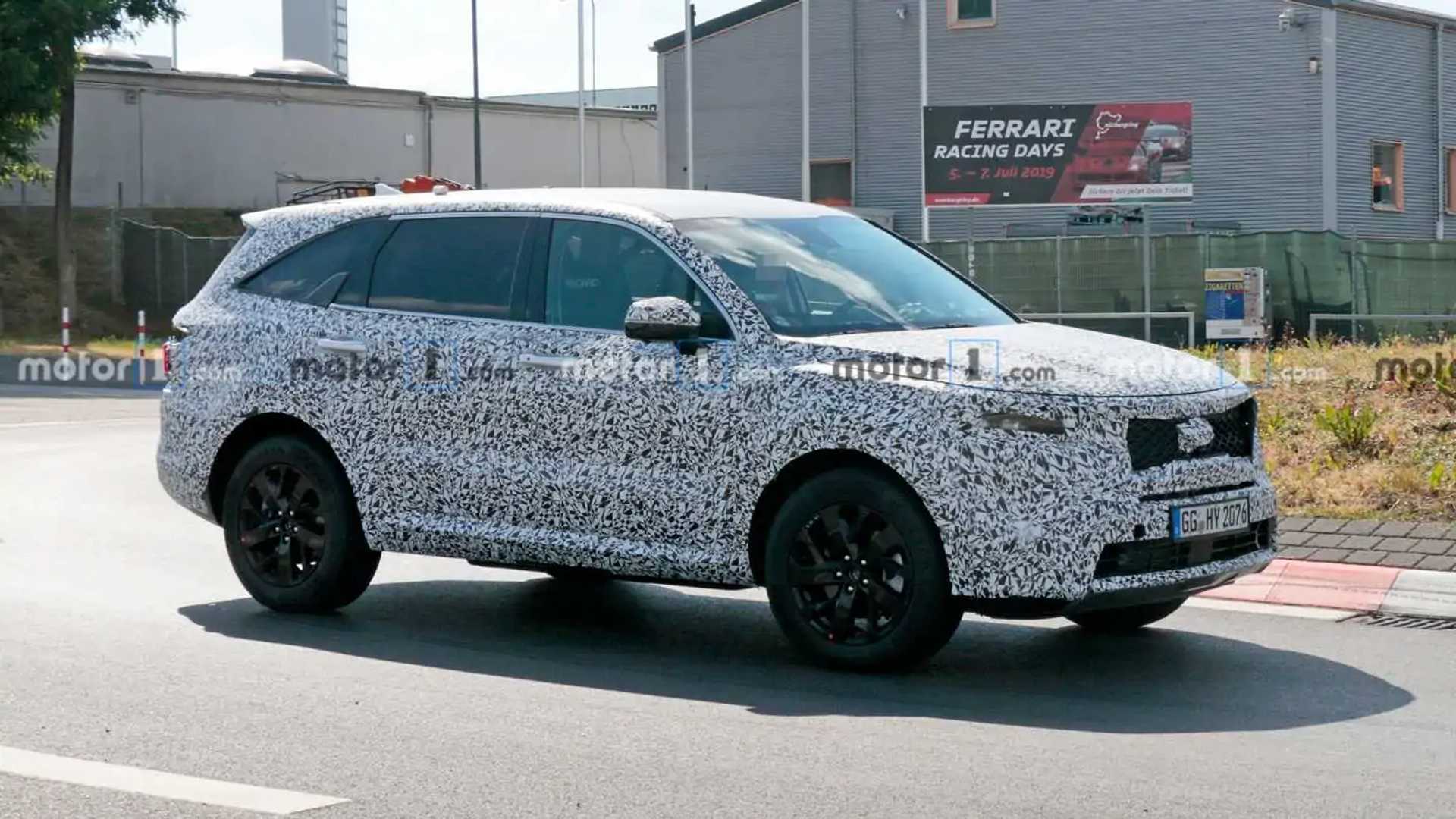 https://cdn.motor1.com/images/mgl/9n26m/s1/kia-sorento-spy-photo.jpg kia-sorento-spy-photo