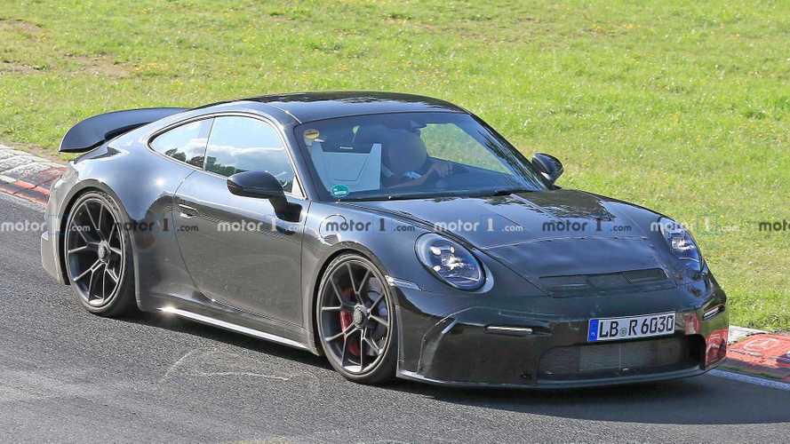 Porsche 911 GT3 Touring yeni detaylarıyla yakalandı