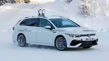 VW Golf R Estate