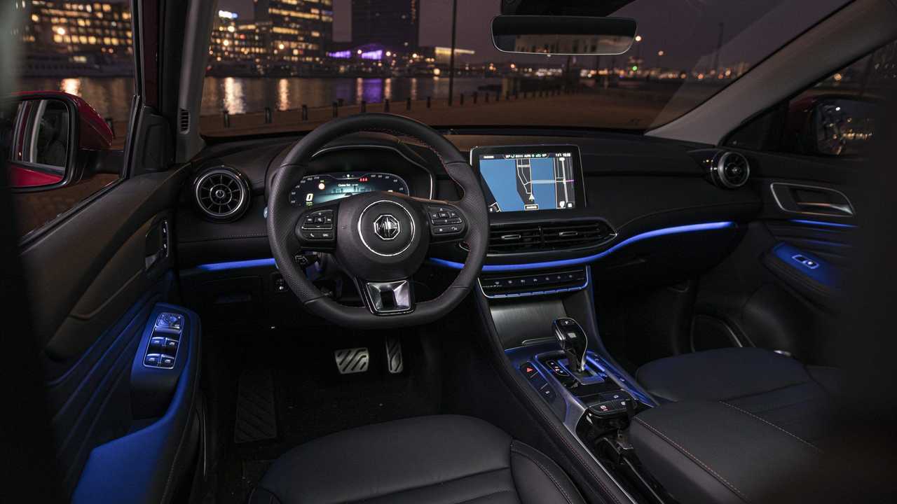 MG EHS Plug-in-Hybrid (2021)