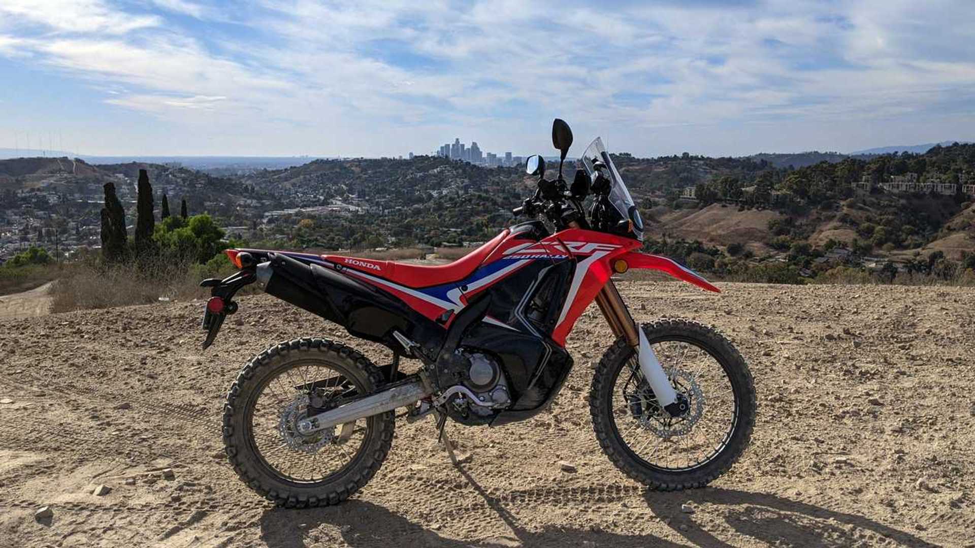 19 Honda Crf250l Rally Rideapart Com Photos