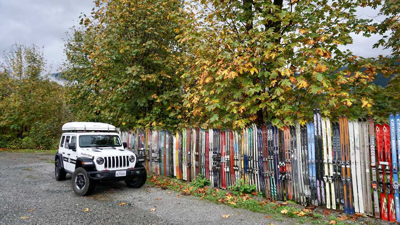 2020 Jeep Wrangler Rubicon Overlanding skies