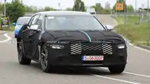 Next-gen Genesis G90 new spy photo (front three-quarters)