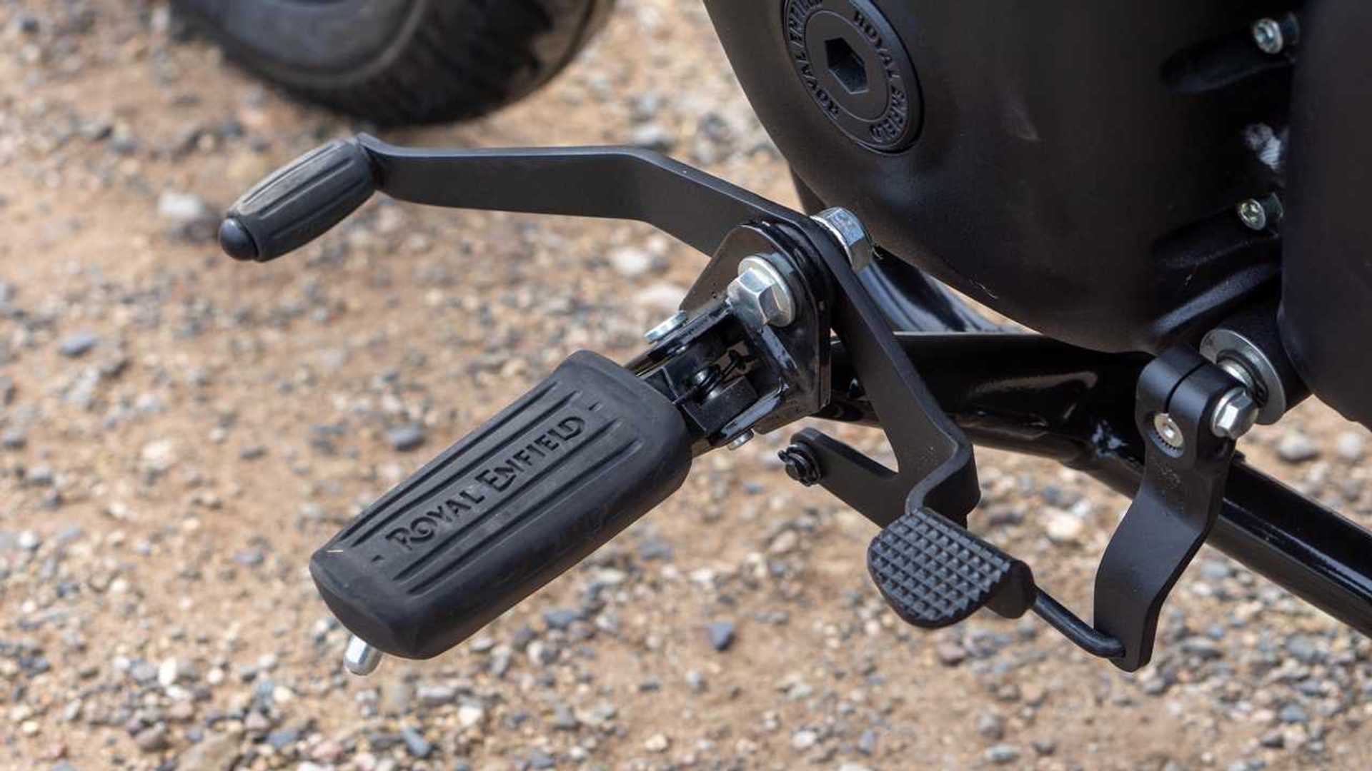 thumbnail image 2 of Gear Shifter With Heel & Toe Rubber For Royal Enfield Super Meteor 650 – Black 2 of 6