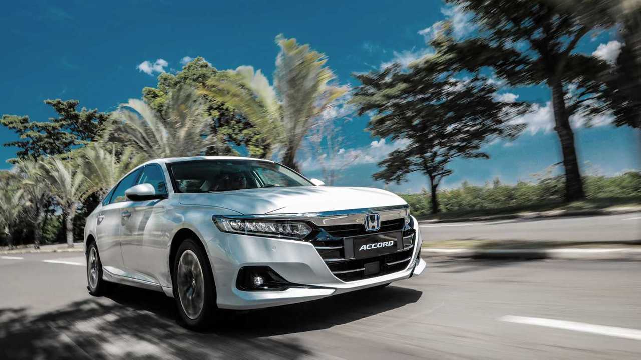 Honda Accord e:HEV (híbrido)