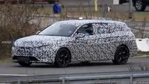 Nouvelle génération Peugeot 308 voiture espion photo (trois quarts avant)