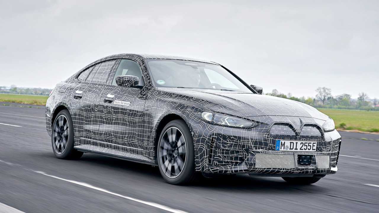BMW i4 eDrive40 (2021) PreDrive