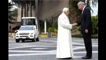 Neues Papamobil für den Pontifex