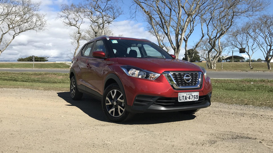 Nissan Kicks S CVT