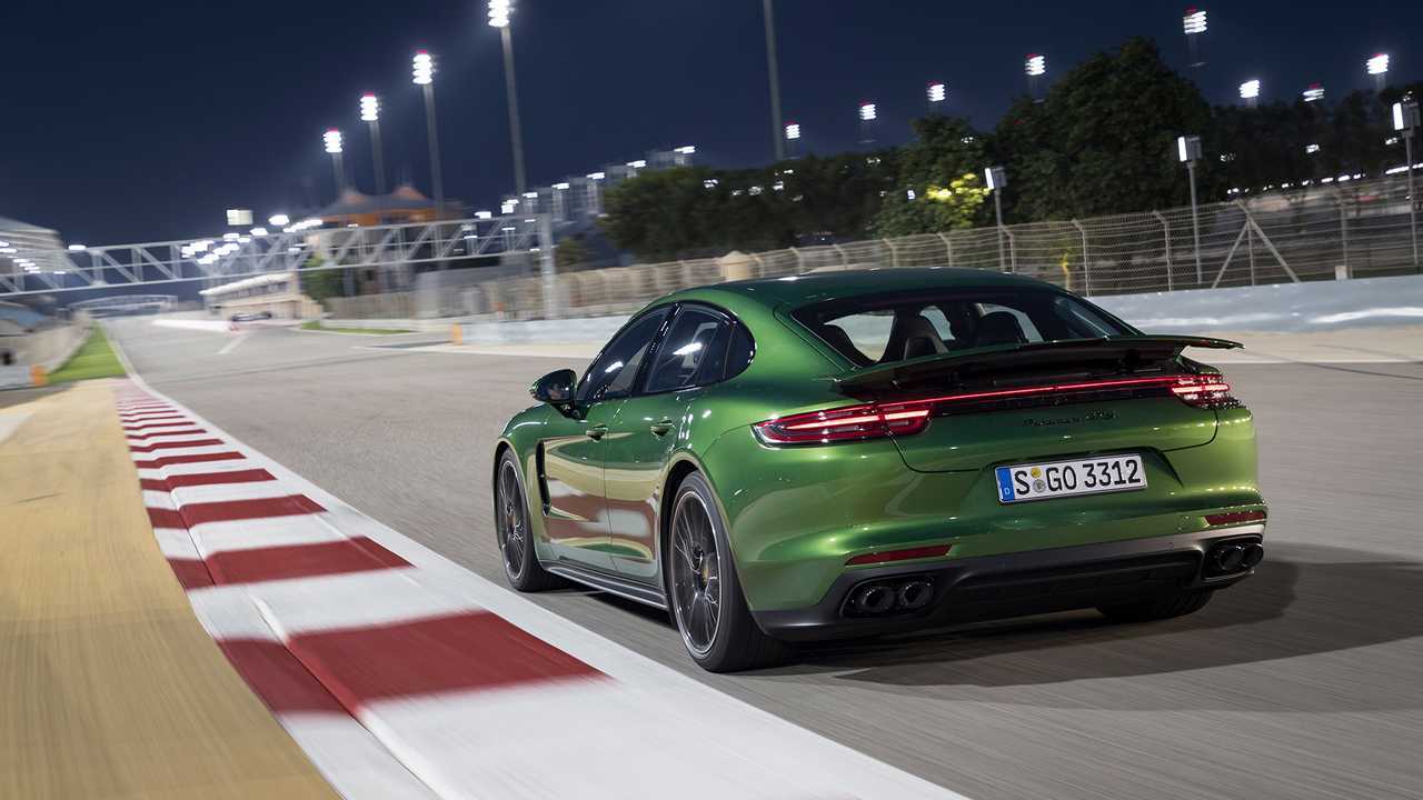 2019 Porsche Panamera GTS Sedan