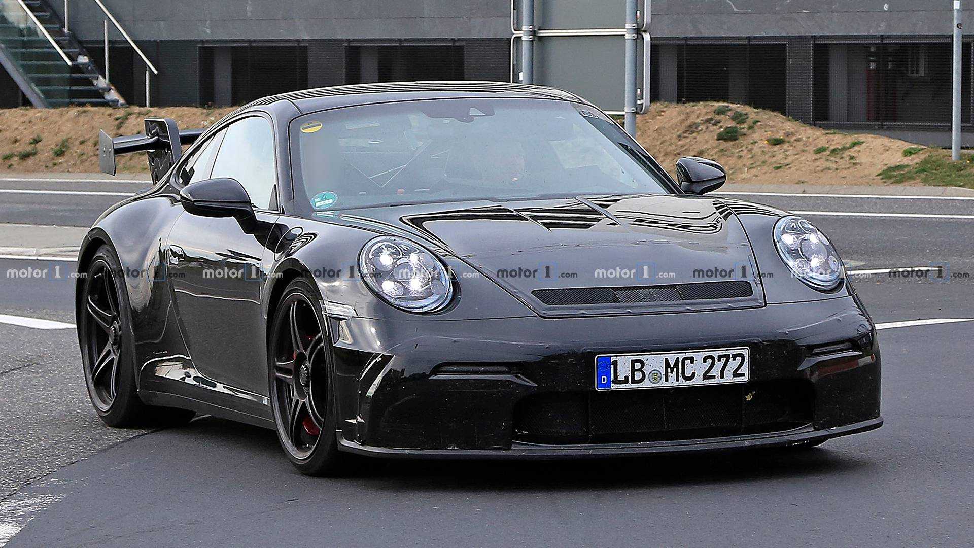 https://cdn.motor1.com/images/mgl/9wx8m/s1/2020-porsche-911-gt3.jpg 2020-porsche-911-gt3