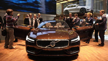 Volvo Concept Estate live in Geneva