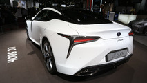 Lexus LS 500h 2017 Mondial de l'Automobile