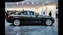 BMW 3 Serisi Makyajını 3 Silindirli Motorla Taçlandırdı