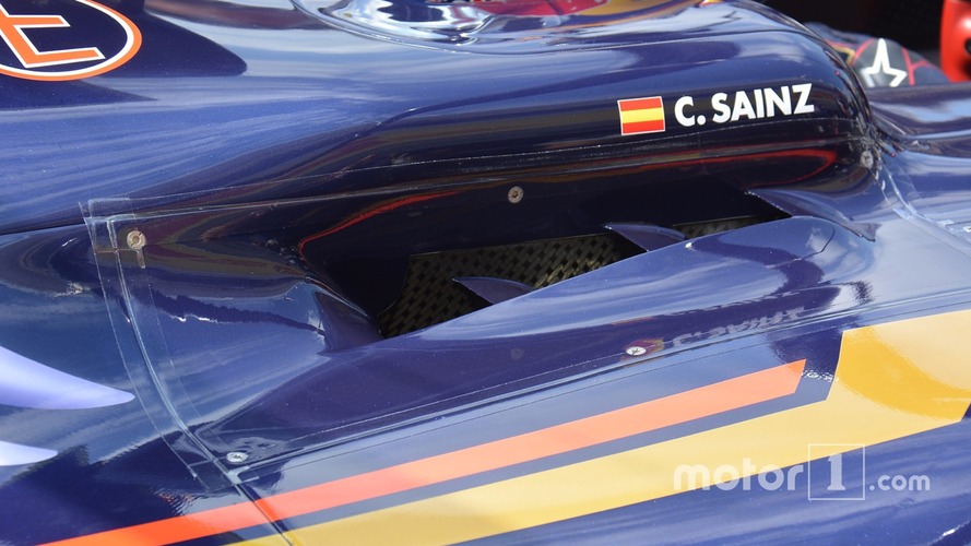 Scuderia Toro Rosso STR11 detail