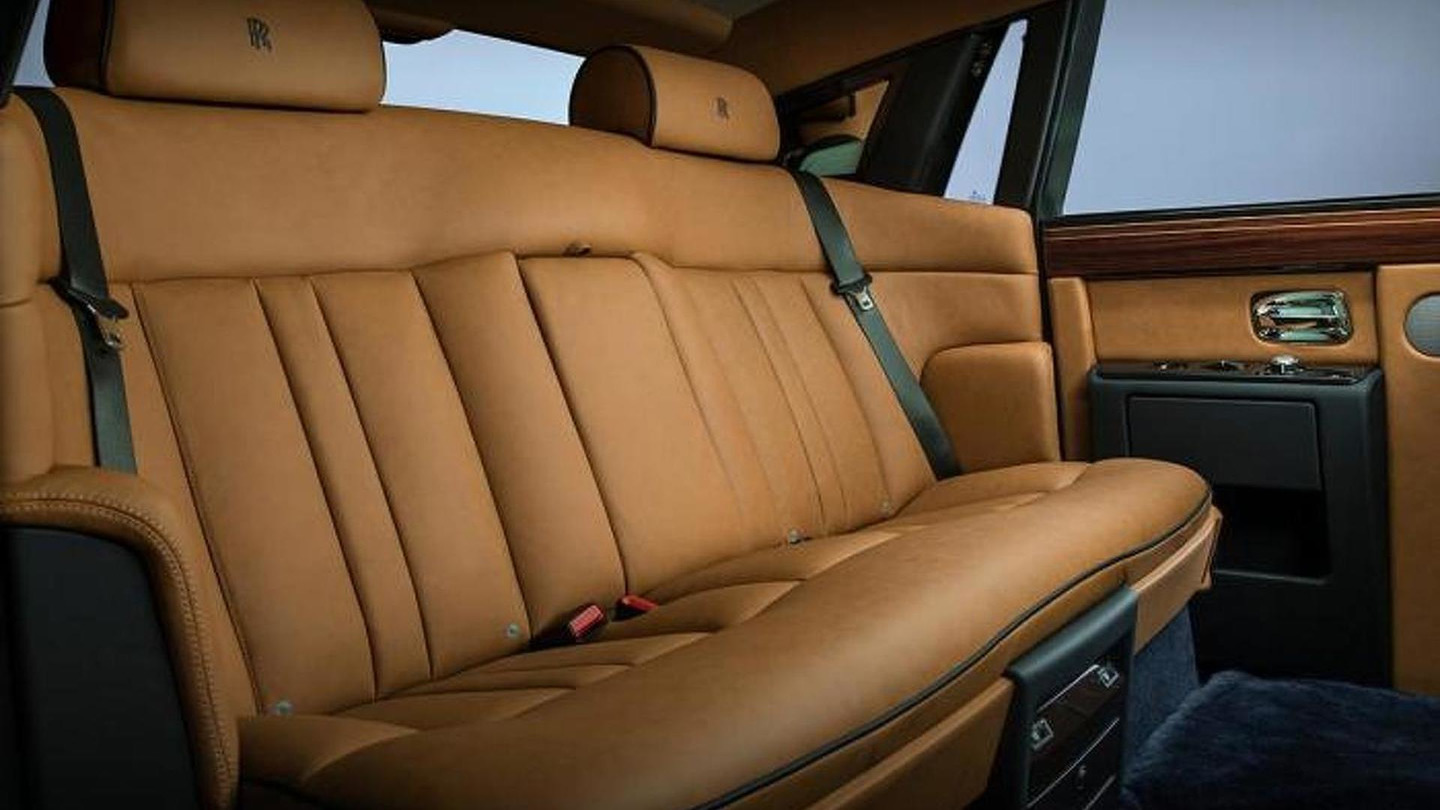 2018 RollsRoyce Phantom See The Changes SideBySide