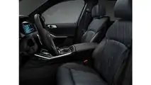 2021 BMW X7 Dark Shadow Edition Front Seats