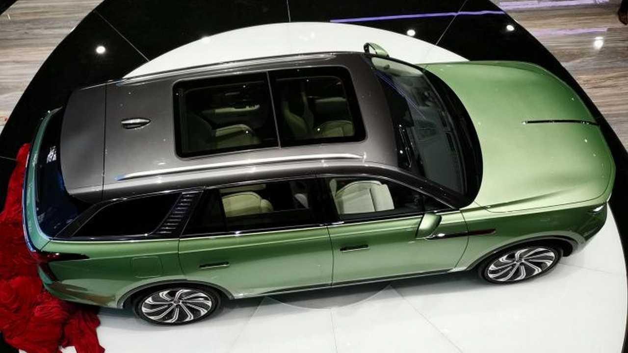 Премиальный электрокроссовер Hongqi E-HS9