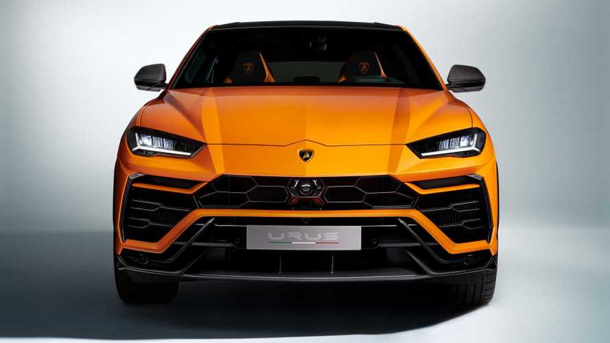 La Lamborghini Urus festeggia il successo con nuovi colori