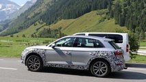 2020 Audi Q5 facelift spy photo
