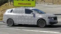 Volkswagen Viloran MPV'sinin Casus Fotoğrafları