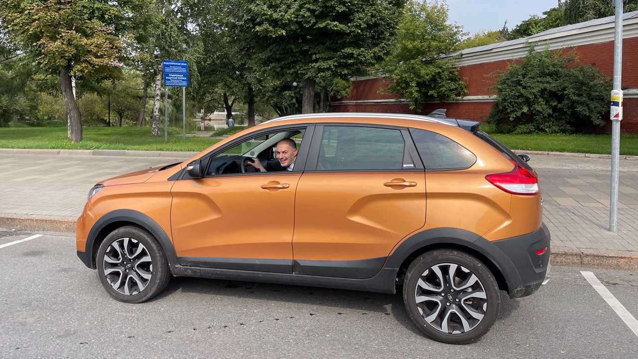 Lada XRAY Cross и Эльдар Марченко