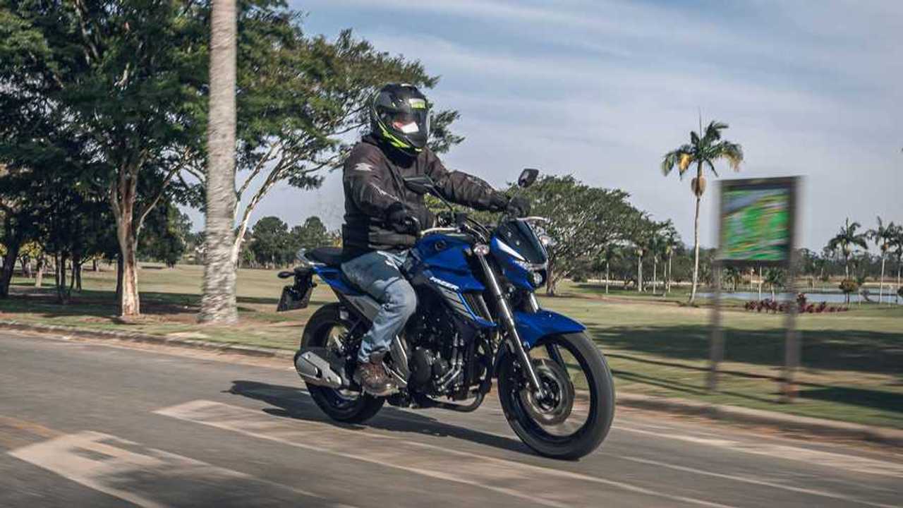 Yamaha Fazer 250 2022