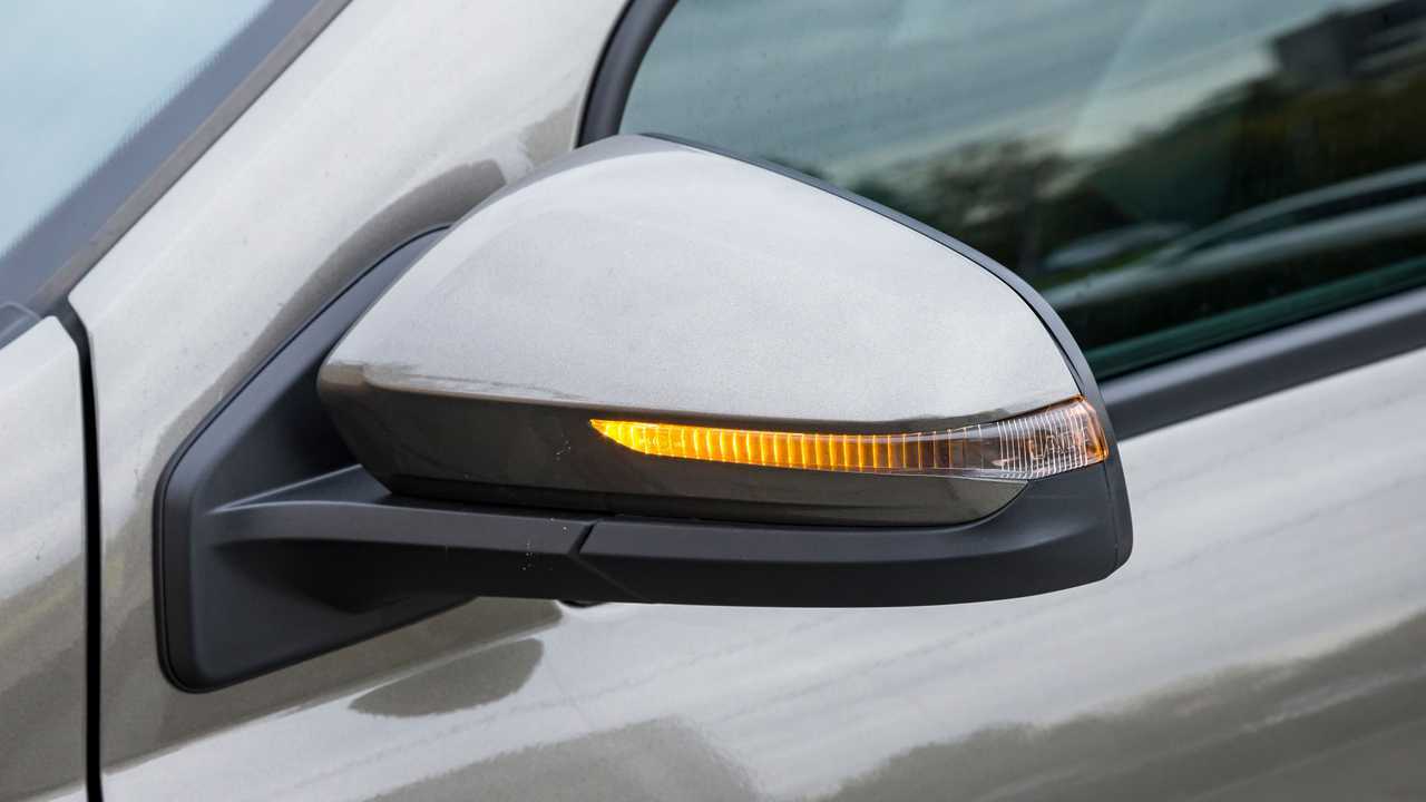 Lada Largus Cross, боковое зеркало