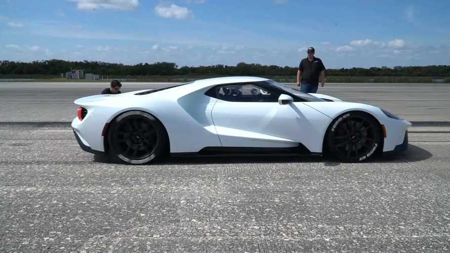 See Ford GT hit 213 mph on the space shuttle's massive runway