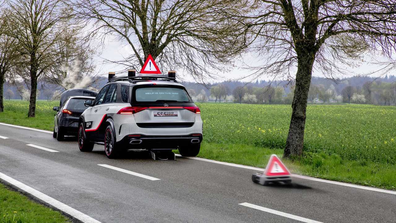 Mercedes-Benz Experimental Safety Vehicle