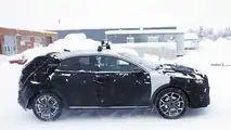 2019 Kia XCeed spy photo