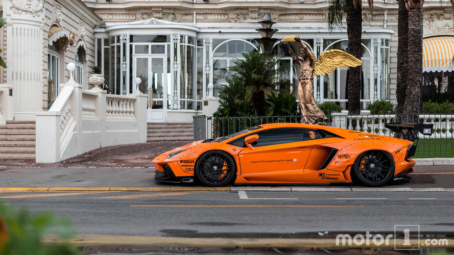 KVC - Lamborghini Aventador Liberty Walk