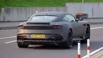 Aston Martin Vanquish casus fotoğrafları