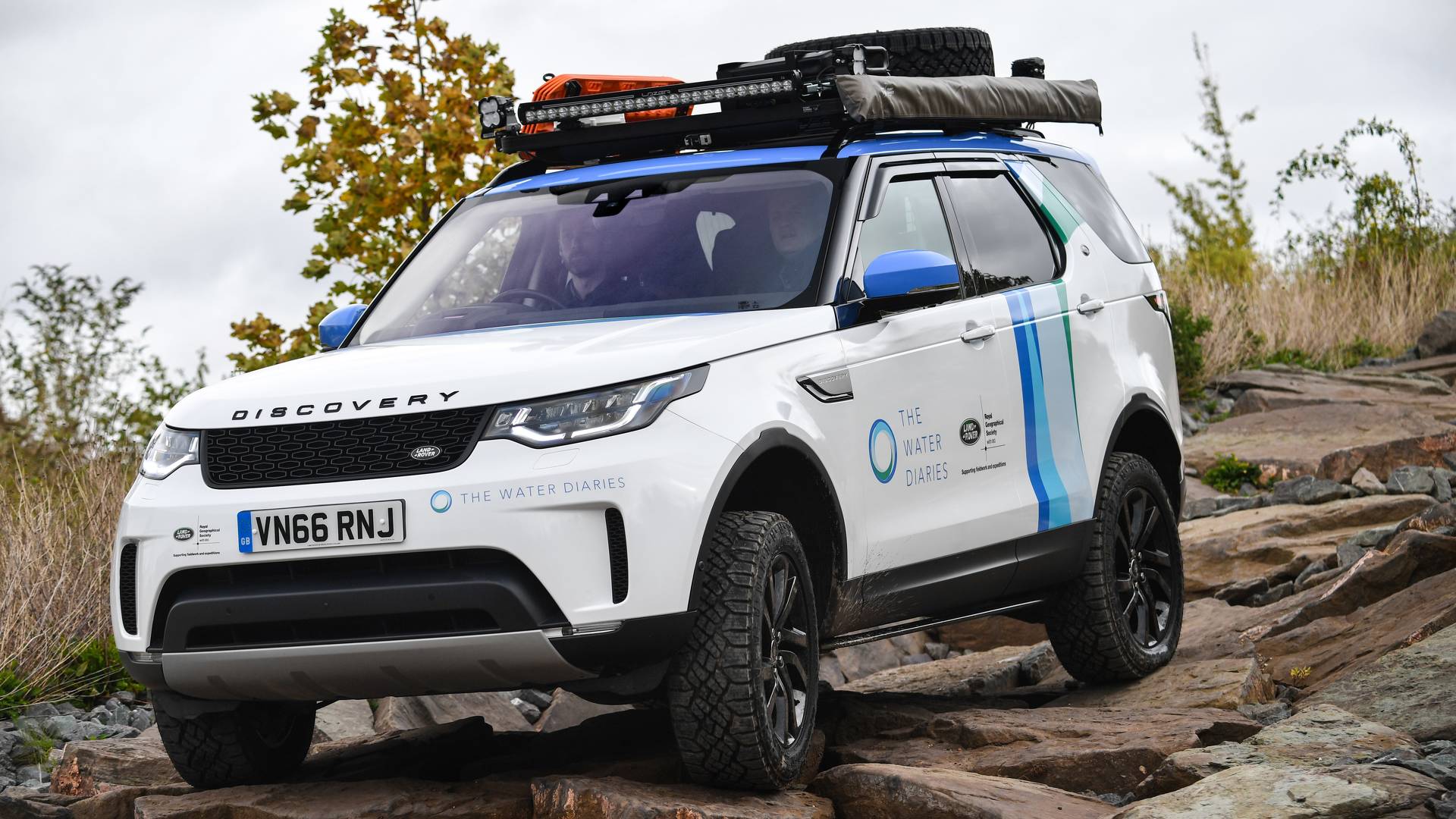 Land Rover Discovery set to help kids learn about water