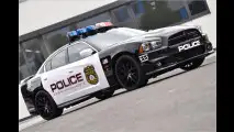 Police, please!