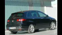 Mit Bravo-Gesicht