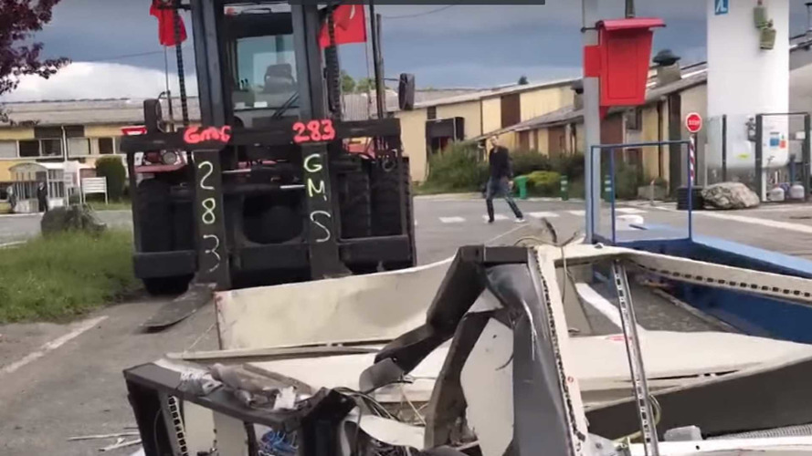 French workers on protest