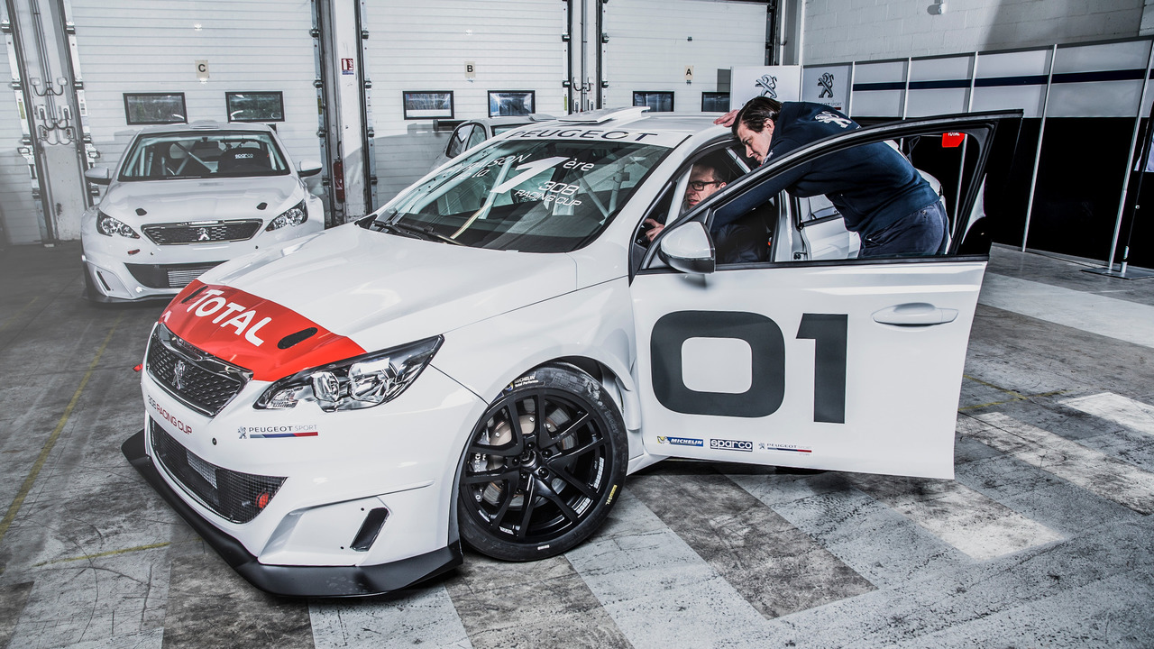 Peugeot 308 Racing Cup 4